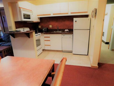 90 Loon Mountain Rd unit 1054B, Lincoln, NH 03251 - photo 4