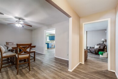 13935 Bretagne Dr, Houston, TX 77015 - photo 5