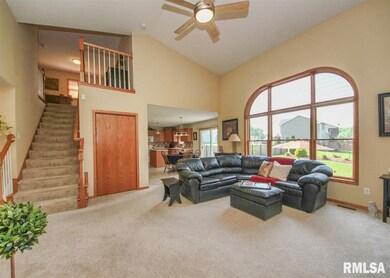 3263 W 63rd St, Davenport, IA 52806 - photo 4