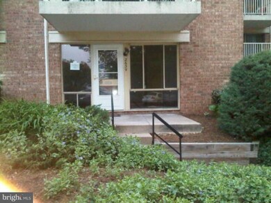 2639 Redcoat Dr unit 146, Alexandria, VA 22303 - photo 5