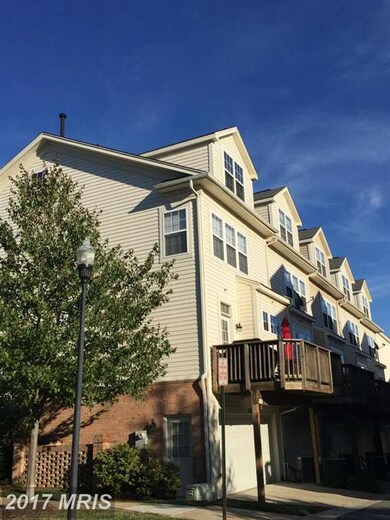 11828 Regents Park Dr, Germantown, MD 20876 - photo 3