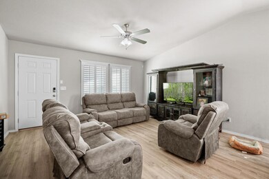 14301 Paraiso Dr, Horizon City, TX 79928 - photo 7