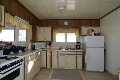 1521 N Gould St, Sheridan, WY 82801 - photo 2