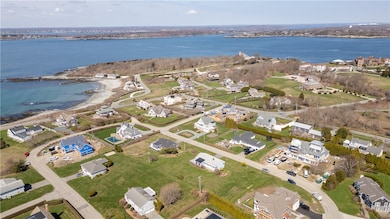 19 Chartier Cir, Newport, RI 02840 - photo 2