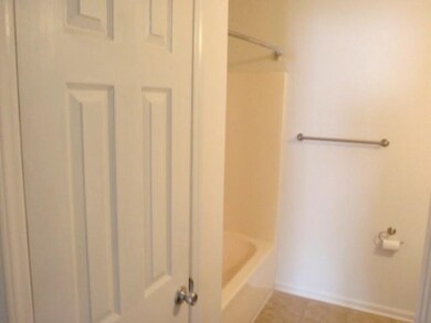 1807 Countrywood Blvd, Jacksonville, NC 28540 - photo 7