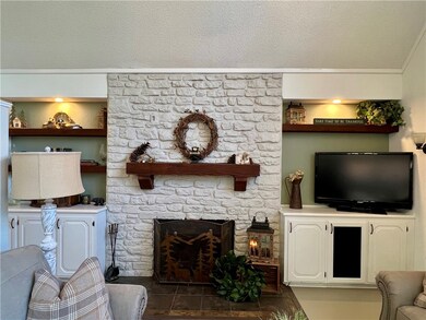 50 Lancaster Dr, Bella Vista, AR 72715 - photo 4