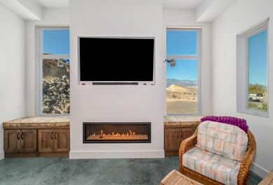 Living Room Firepalce
