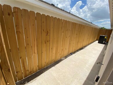 1607 Angelina Dr unit 4, San Juan, TX 78589 - photo 7