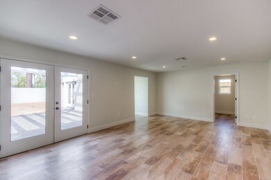 4328 N 42nd Place, Phoenix, AZ 85018 - photo 3