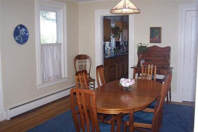 176 Spring St, Saratoga Springs, NY 12866 - photo 2