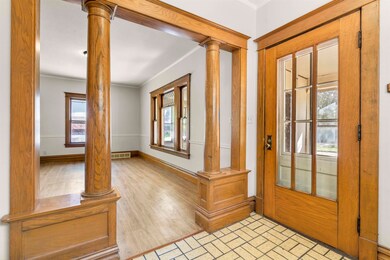 309 W 12th St, Cedar Falls, IA 50613 - photo 5