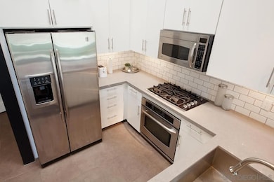 M2i unit 706, San Diego, CA 92101 - photo 6