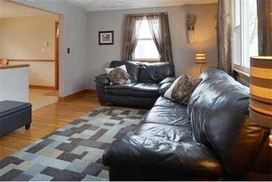 2 Woodlawn Ave, Peabody, MA 01960 - photo 5