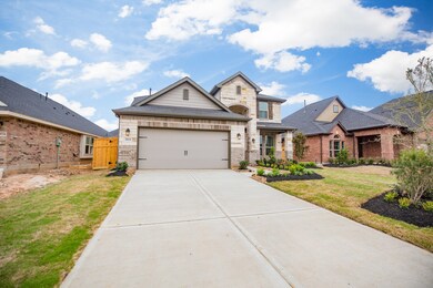 28630 Monarch Cliffs Dr, Fulshear, TX 77441 - photo 2