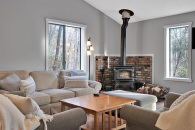 1299 Quechee Main St unit 3E, Hartford, VT 05001 - photo 4