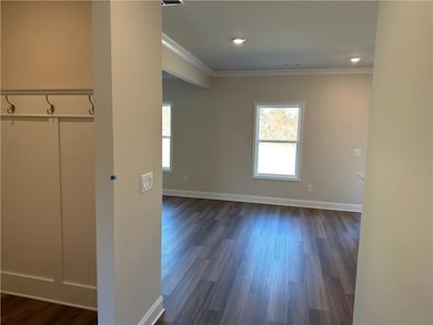 Spare room with plenty of natural light, ornamenta