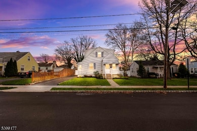 126 N Richards Ave, Somerville, NJ 08876 - photo 2