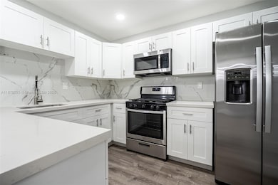 6211 SW 116th Place unit C22, Miami, FL 33173 - photo 4