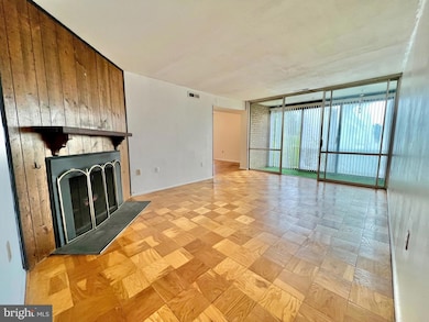 8663 Greenbelt Rd unit 201, Greenbelt, MD 20770 - photo 5