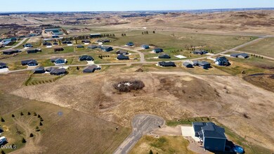 717 Branding Iron Dr, Bismarck, ND 58503 - photo 4