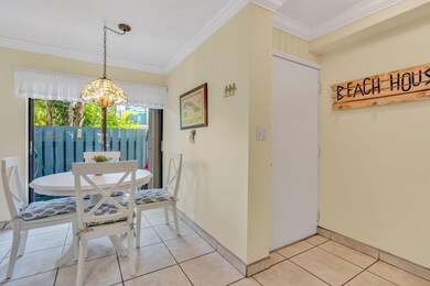 4-web-or-mls-Executive Bay M9 - High Exp