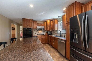 13 High Knoll Dr, South Berwick, ME 03908 - photo 7