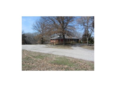 7610 Lackman Rd, Shawnee, KS 66217 - photo 6