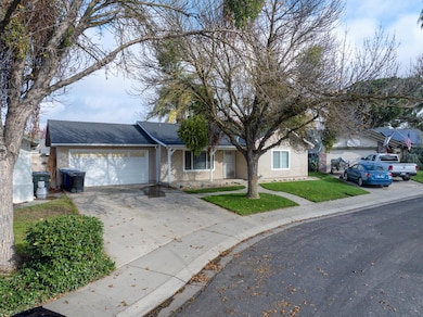 3249 Heatherwood Ct, Modesto, CA 95354 - photo 4