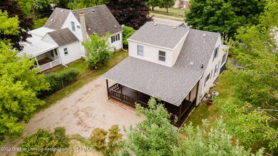 Aerial back deck & drive
