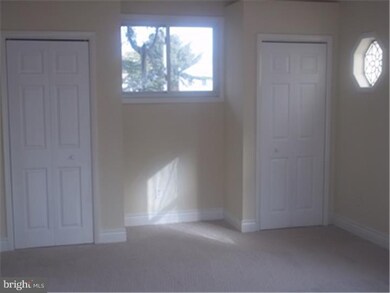 228 University Ave, Pemberton, NJ 08068 - photo 2