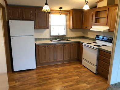 716 E Spruce St, Princeton, IN 47670 - photo 7