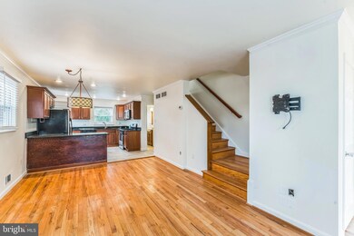 5853 Mount Vernon Dr, Alexandria, VA 22303 - photo 6