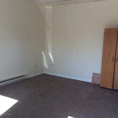 421 423 N Main St, Taylor, PA 18517 - photo 7