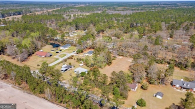 717 Noel C Conaway Rd, Guyton, GA 31312 - photo 4