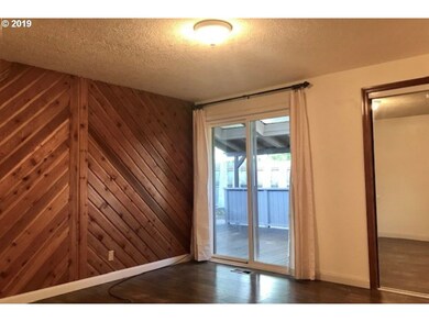 586 Rockwood St SE, Salem, OR 97306 - photo 6