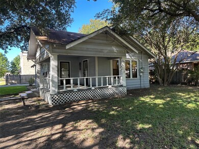 207 S Gaines St, Ennis, TX 75119 - photo 4