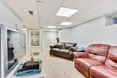 17 Shadow Ridge Ct Howell NJ-print-055-6
