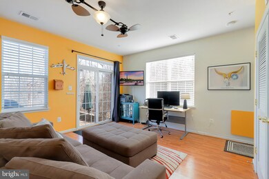 8301 Gibbs Way, Hyattsville, MD 20785 - photo 5