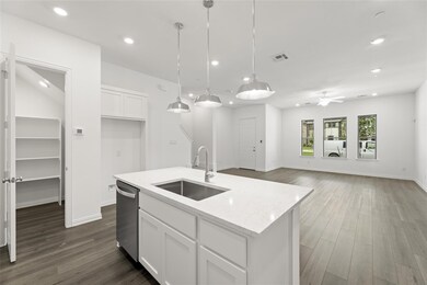 6310 Baritone  Kitchen