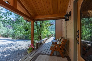 FrontDoorDriveway