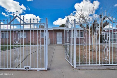 458 Cadwallader Dr, El Paso, TX 79915 - photo 7