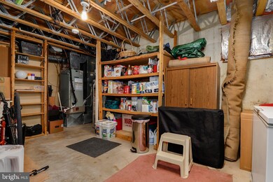 9434 Gentle Cir, Montgomery Village, MD 20886 - photo 3