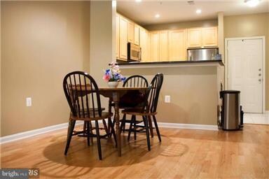 11319 Aristotle Dr unit 3-109, Fairfax, VA 22030 - photo 4