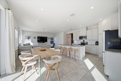 5018 Grand Teton Ct, Deland, FL 32724 - photo 3