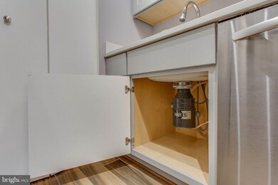 5914 Cove Landing Rd unit 301, Burke, VA 22015 - photo 7