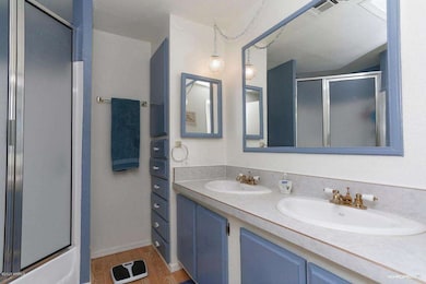 Master bath 1