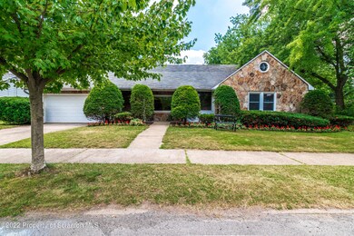 620 Colfax Ave, Scranton, PA 18510 - photo 2