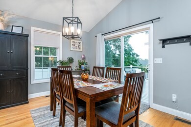 60 Fieldside Dr, Woonsocket, RI 02895 - photo 5