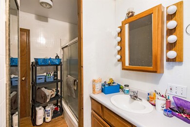 18 Kendall Ave, Rutland, VT 05701 - photo 7