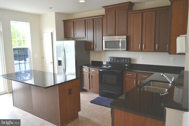 8324 Scotland Loop unit 30, Manassas, VA 20109 - photo 7